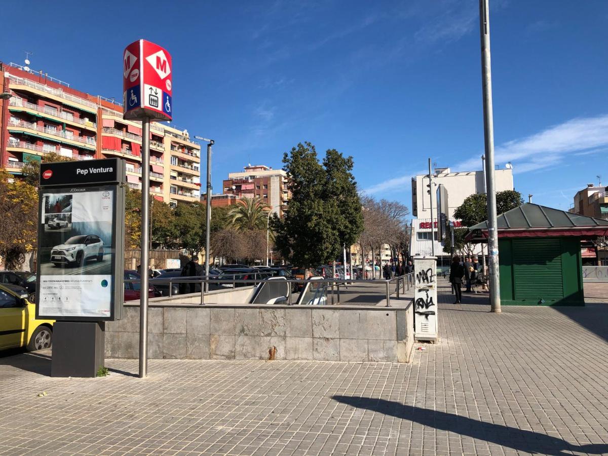 Badarosa 2 House10Min To Barceloncity&Nearto Beach بادالونا المظهر الخارجي الصورة