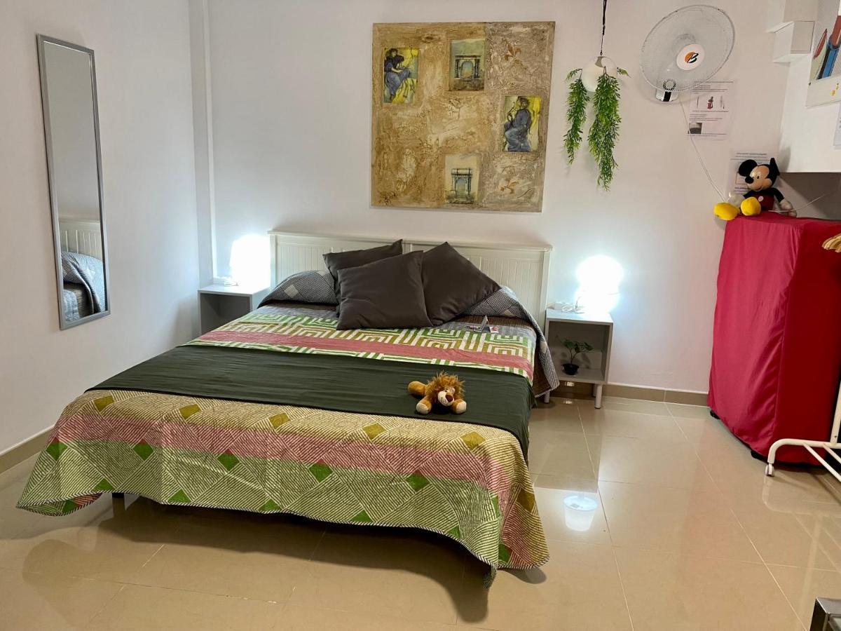 Badarosa 2 House10Min To Barceloncity&Nearto Beach بادالونا المظهر الخارجي الصورة
